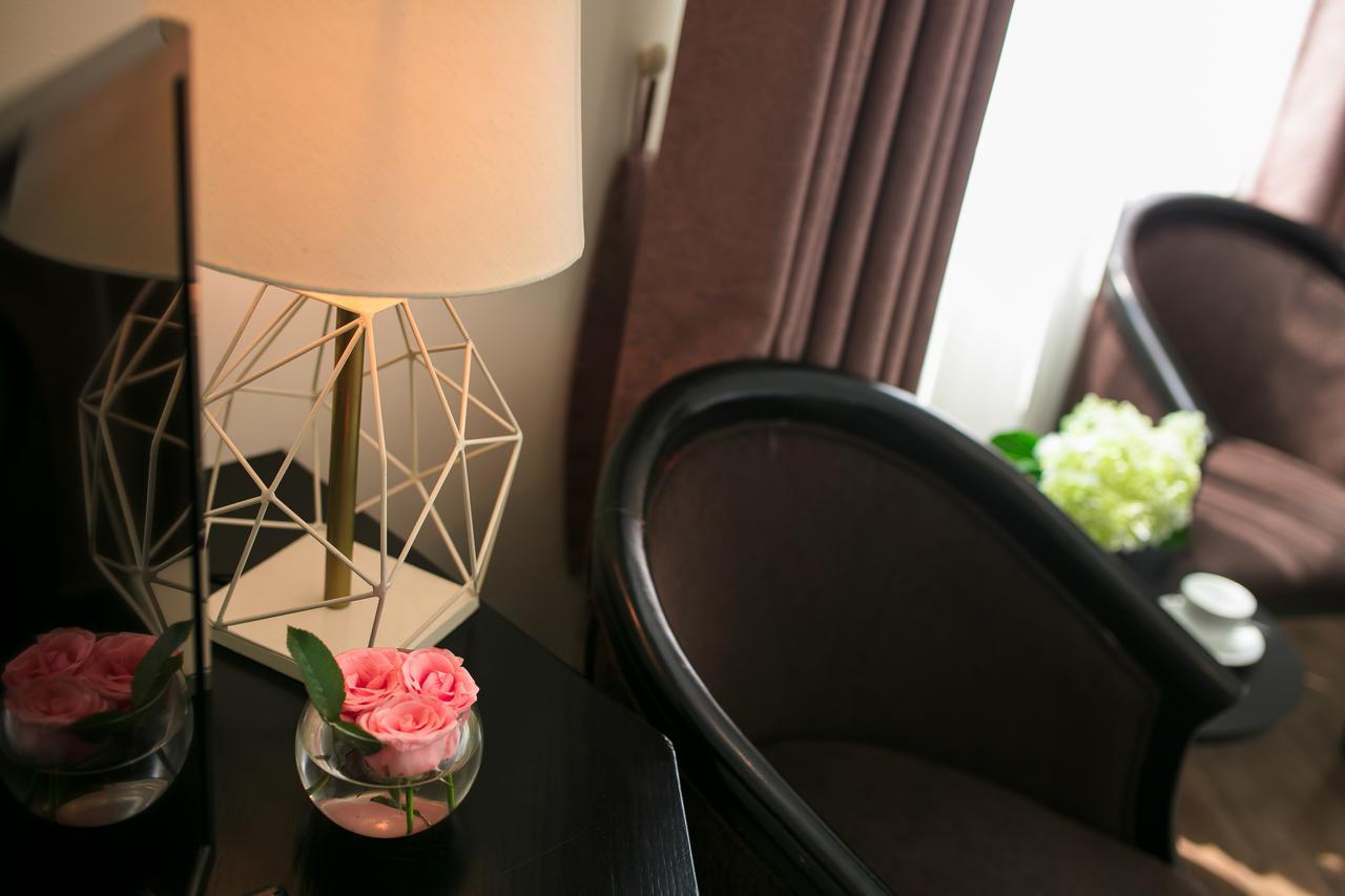 Serenity Diamond Hotel Hanoi Exterior photo