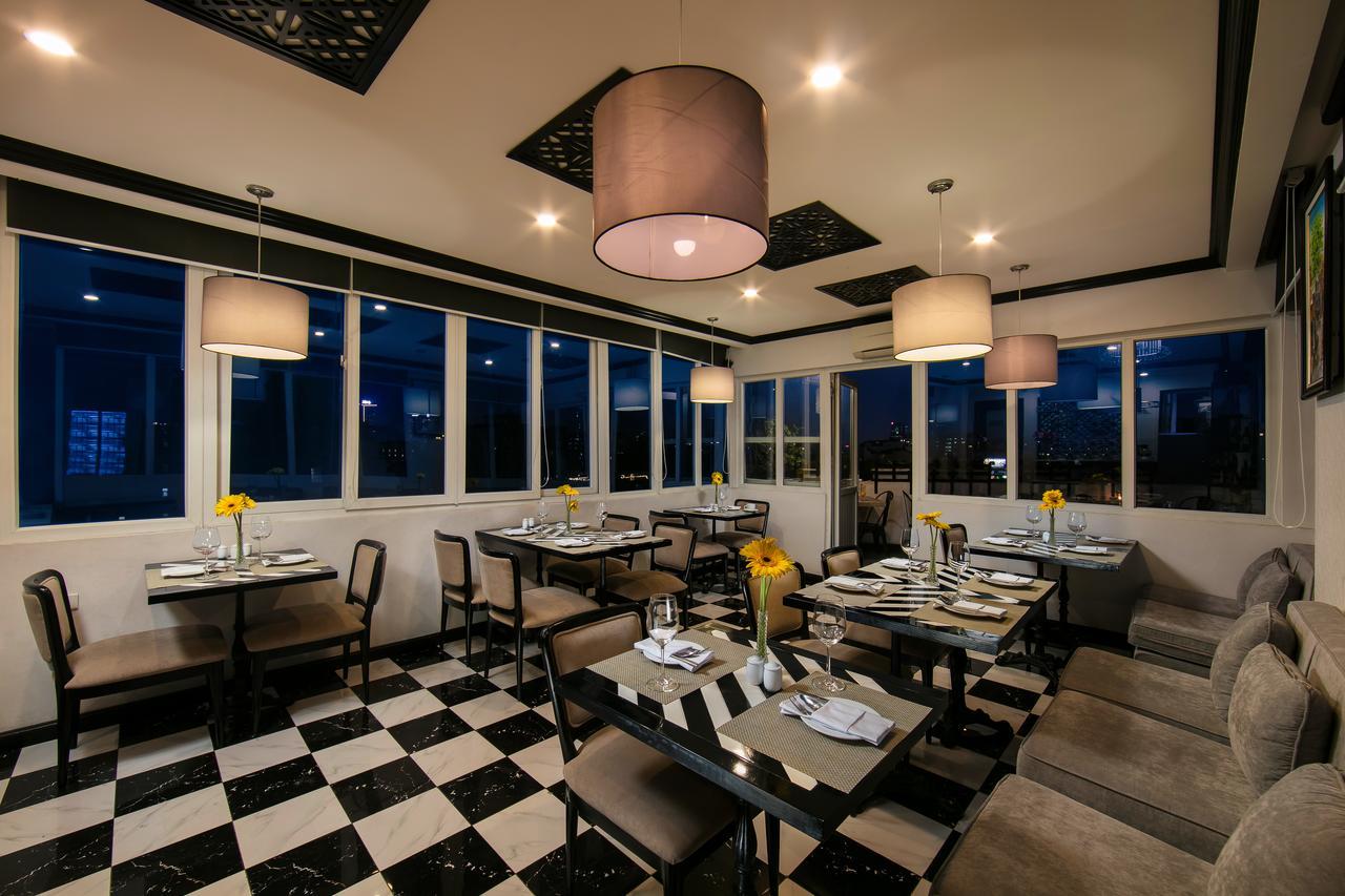 Serenity Diamond Hotel Hanoi Exterior photo