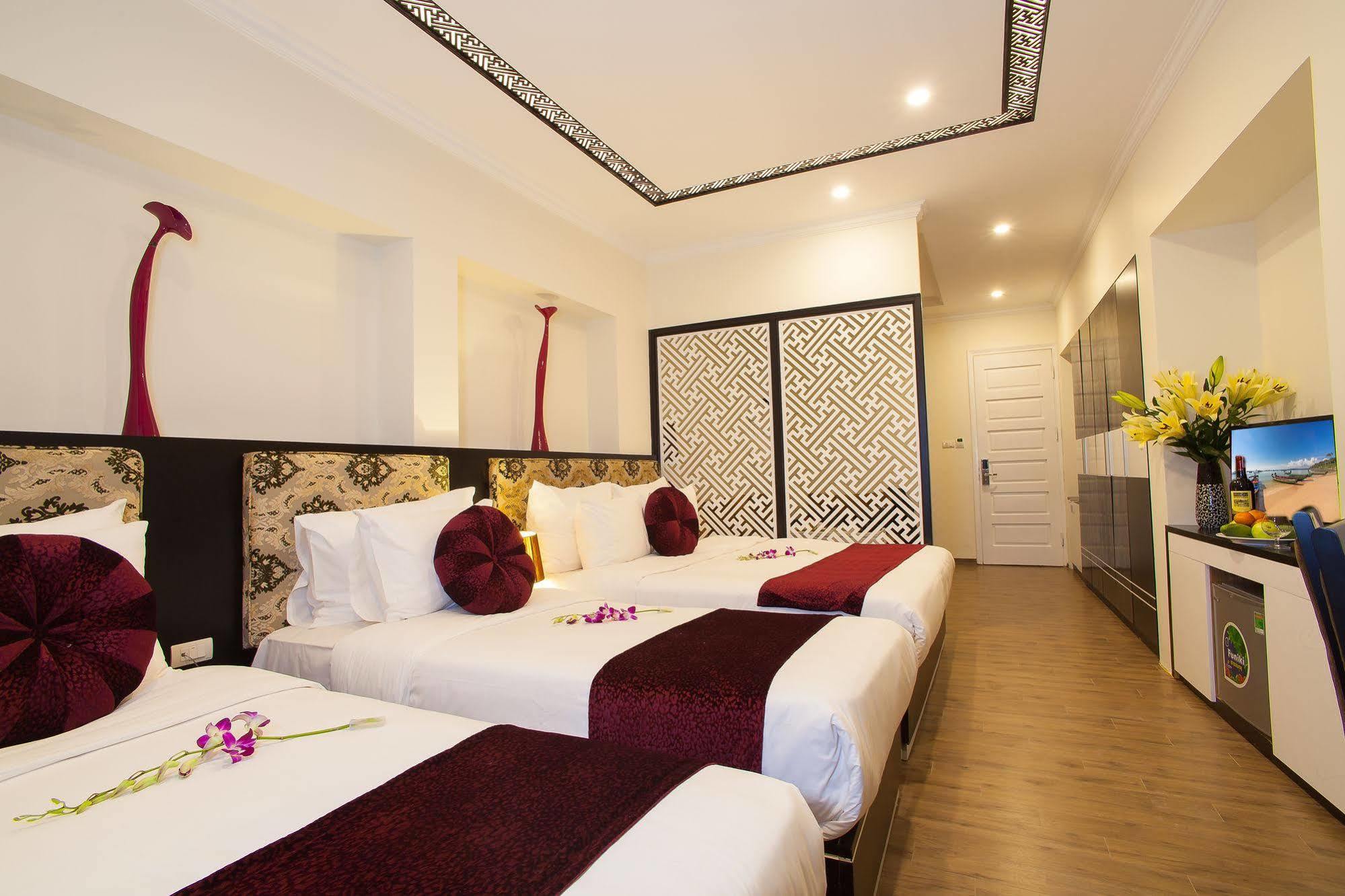 Serenity Diamond Hotel Hanoi Exterior photo